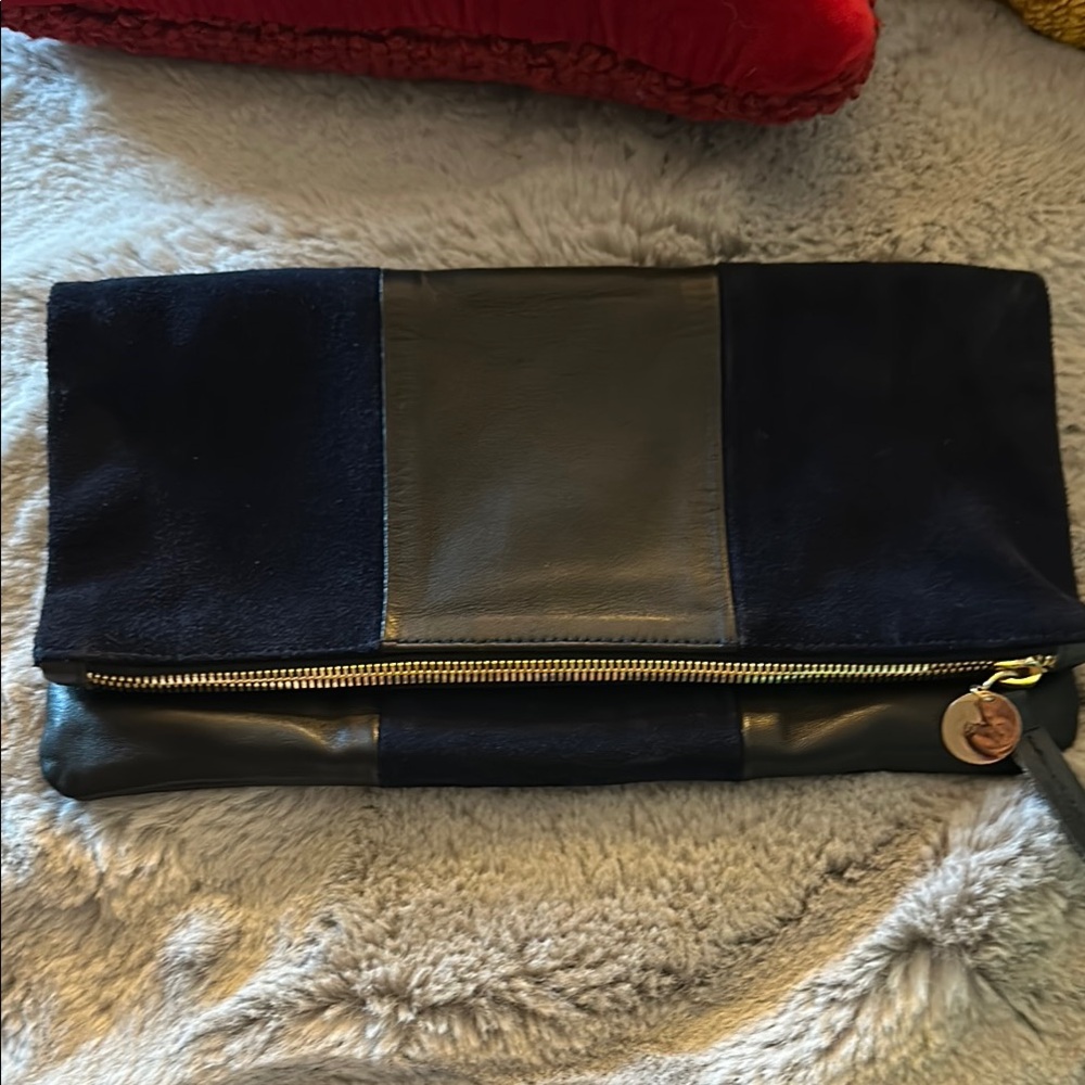 Clare V Clutch